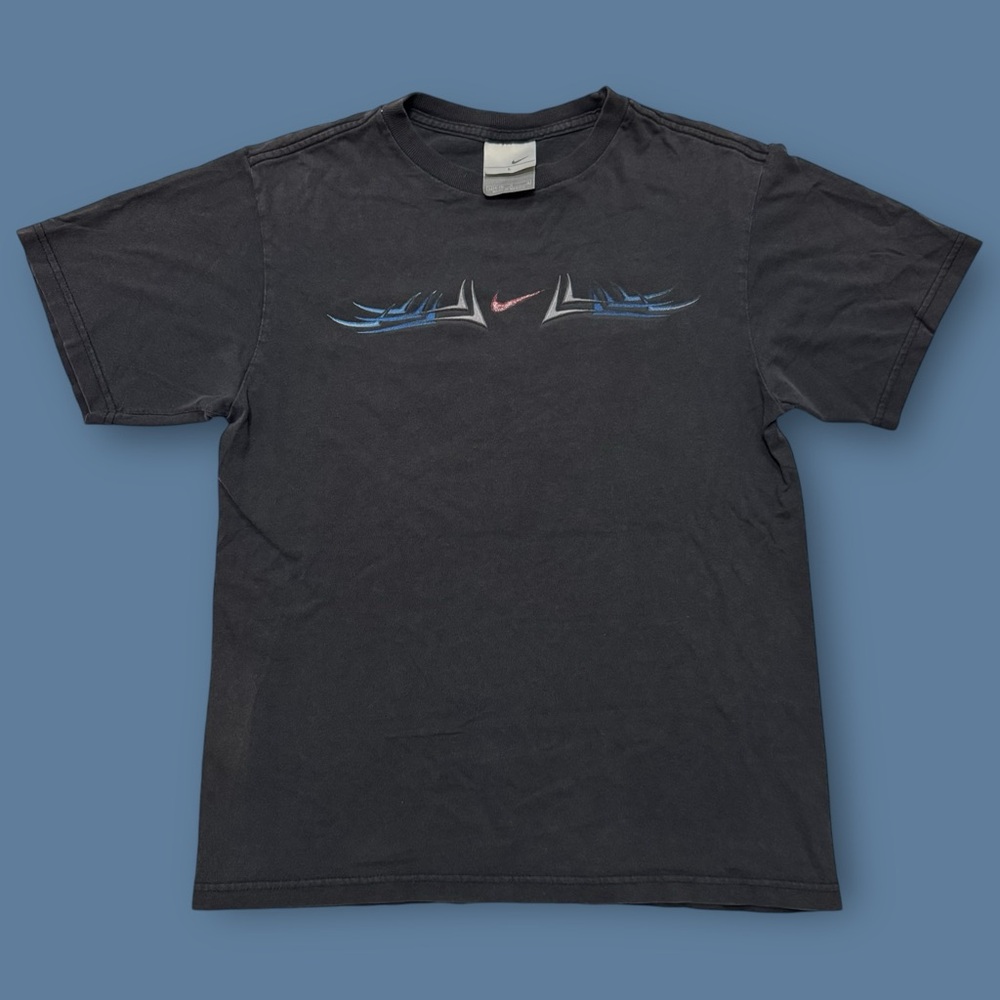 Vintage Y2K Nike Graphic Tee